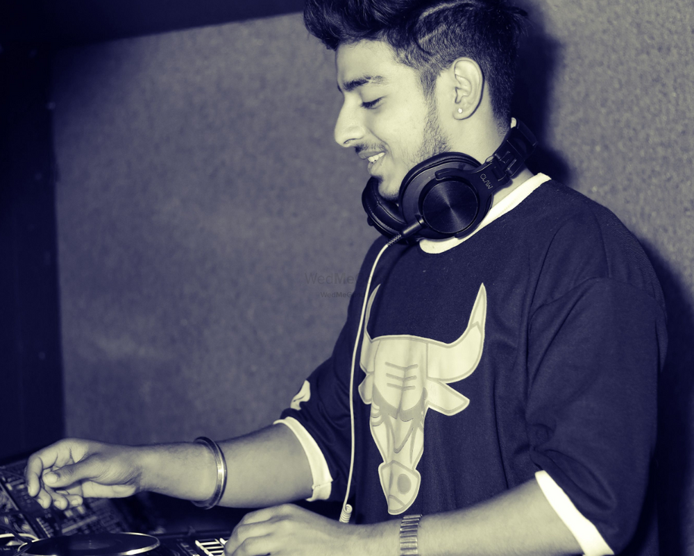 DJ Ansh