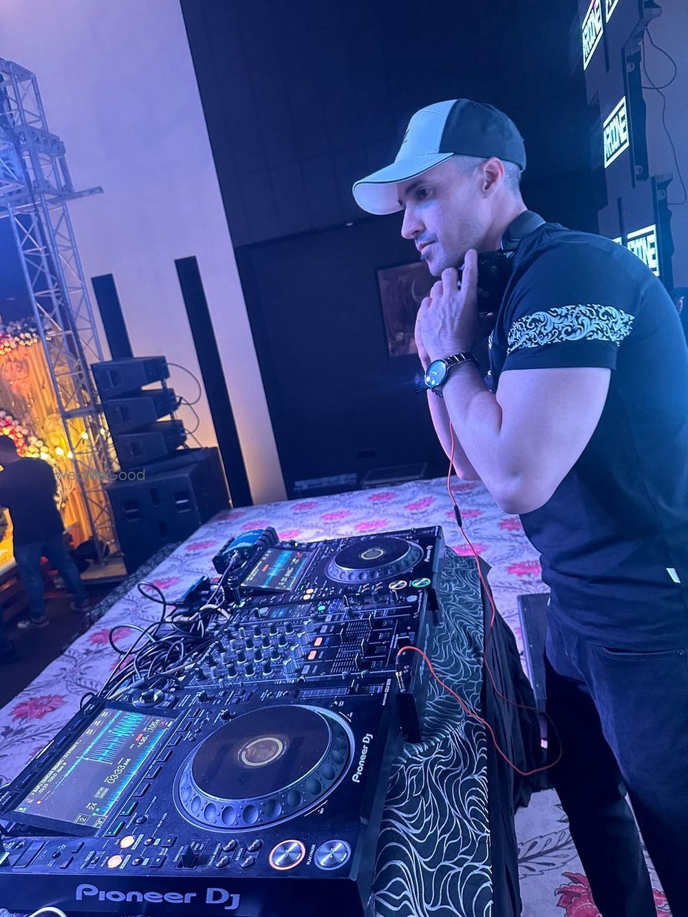 Photo By DJ Aroone - DJs