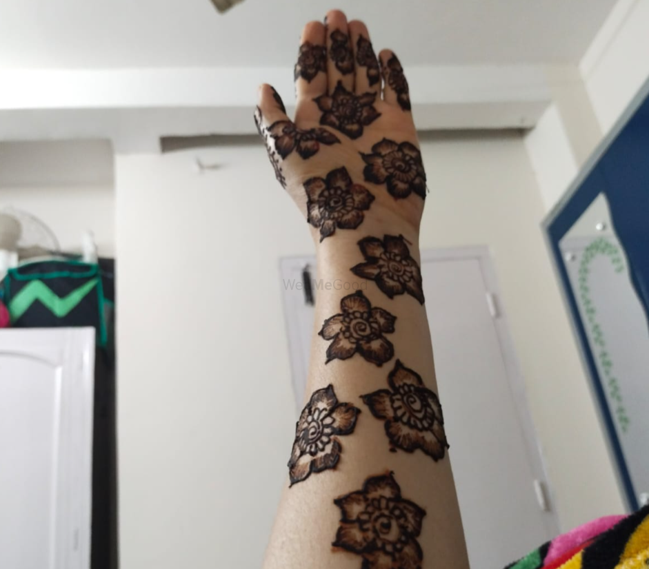 Henna by Tamanna
