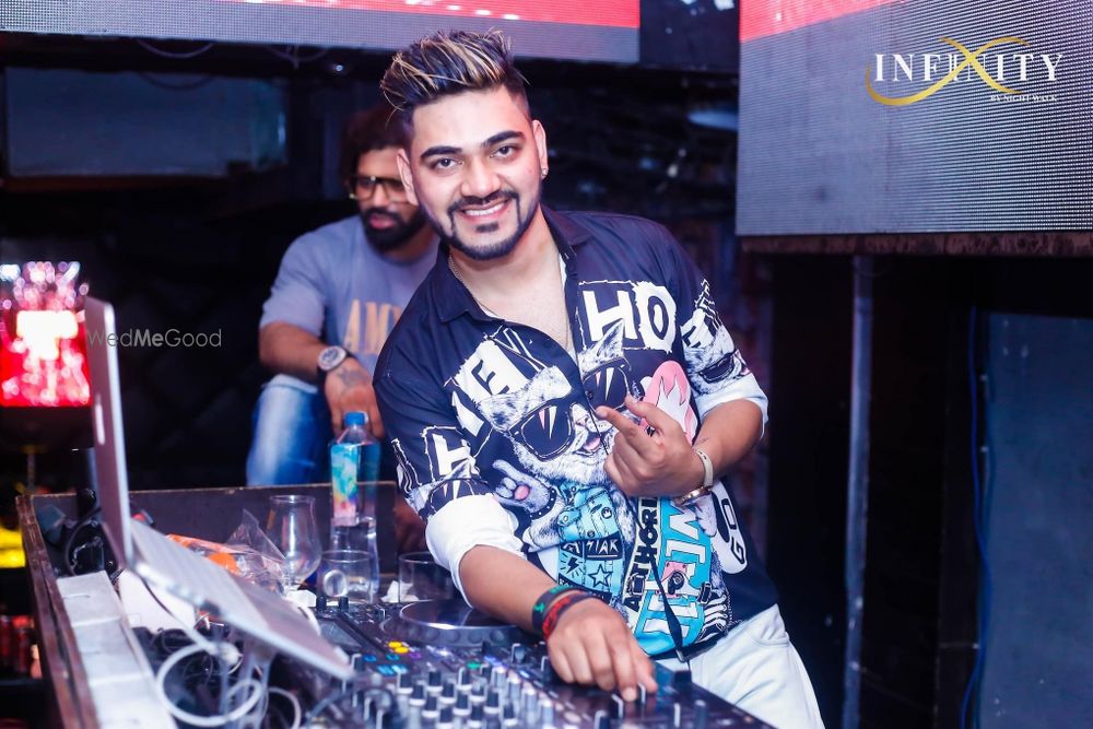 Photo By Dj Sandy - DJs