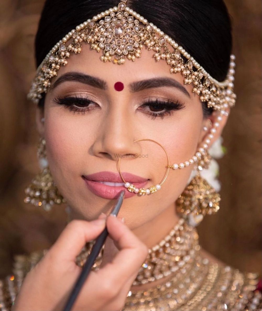 Photo By Meera Bhandari Makeovers - Bridal Makeup