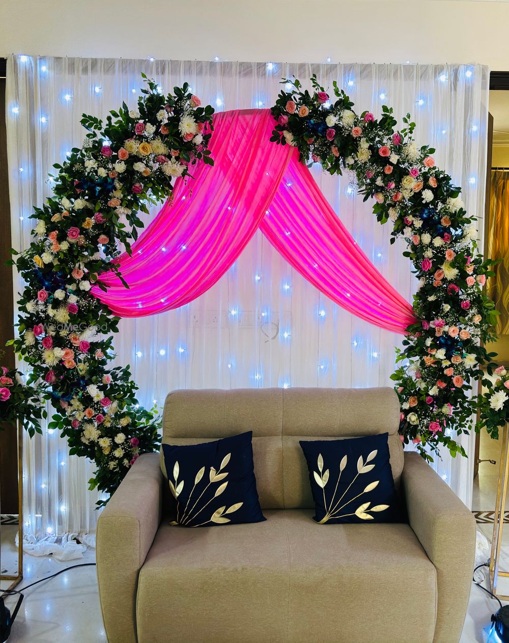 Photo By Floral Luxe - Decorators