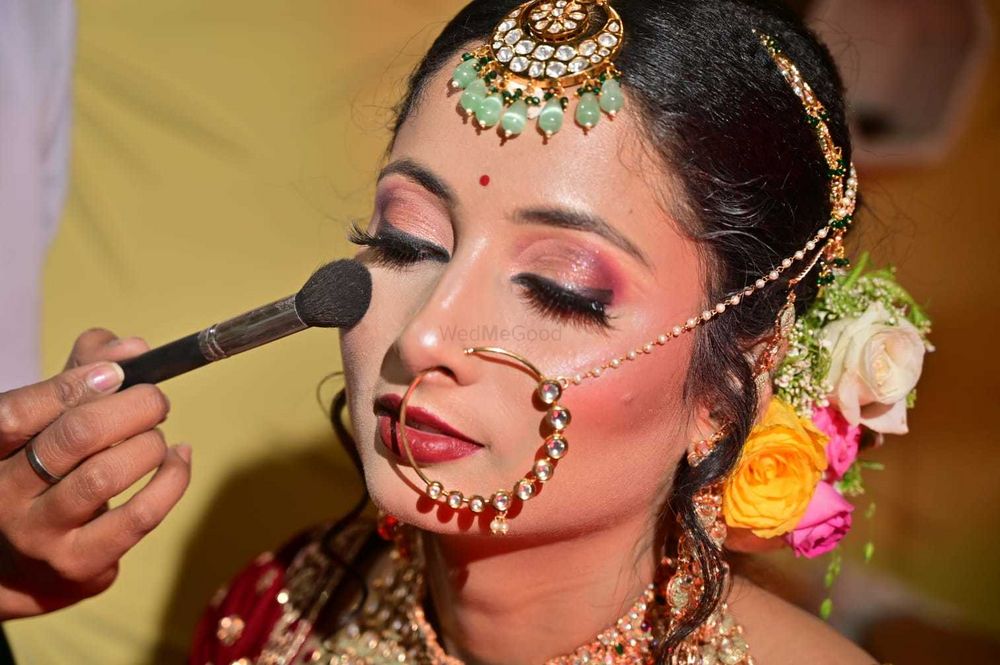 Anshika Beauty Parlour