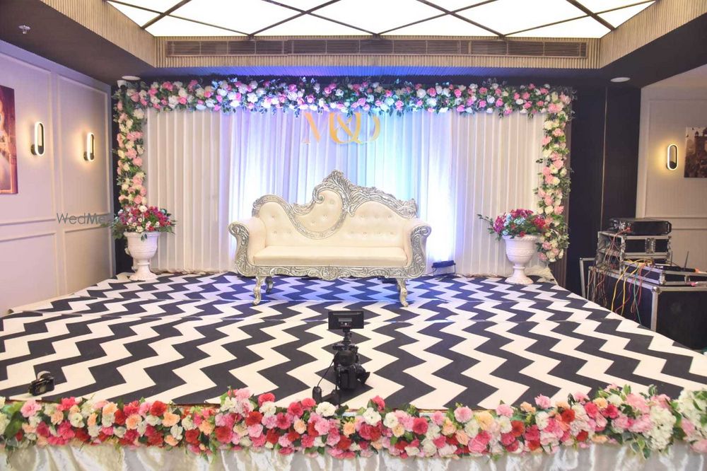Photo By All Starr Club - Venues