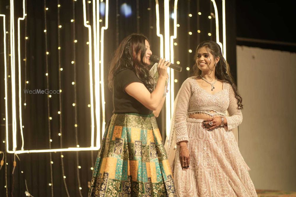 Photo By Host Priya Jain - Wedding Entertainment 