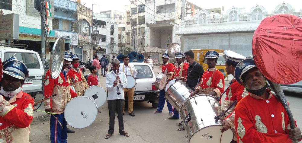 Photo By Sri Maheshwari Pad Band - Wedding Entertainment 