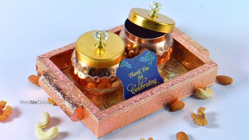 Vivah Gifts