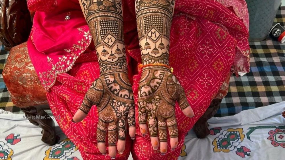 Tanu Mehandi Artist