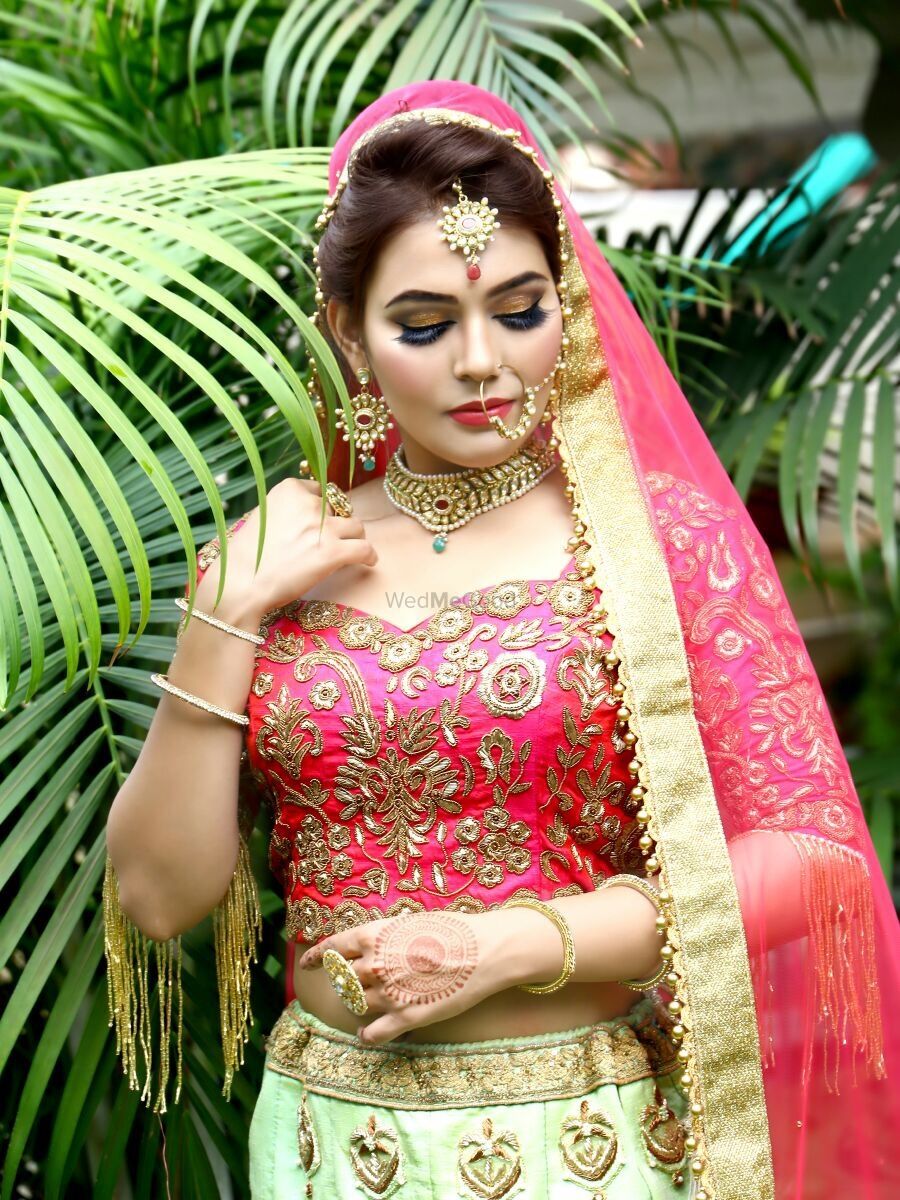 Photo By Soni Chawla Makeovers - Bridal Makeup