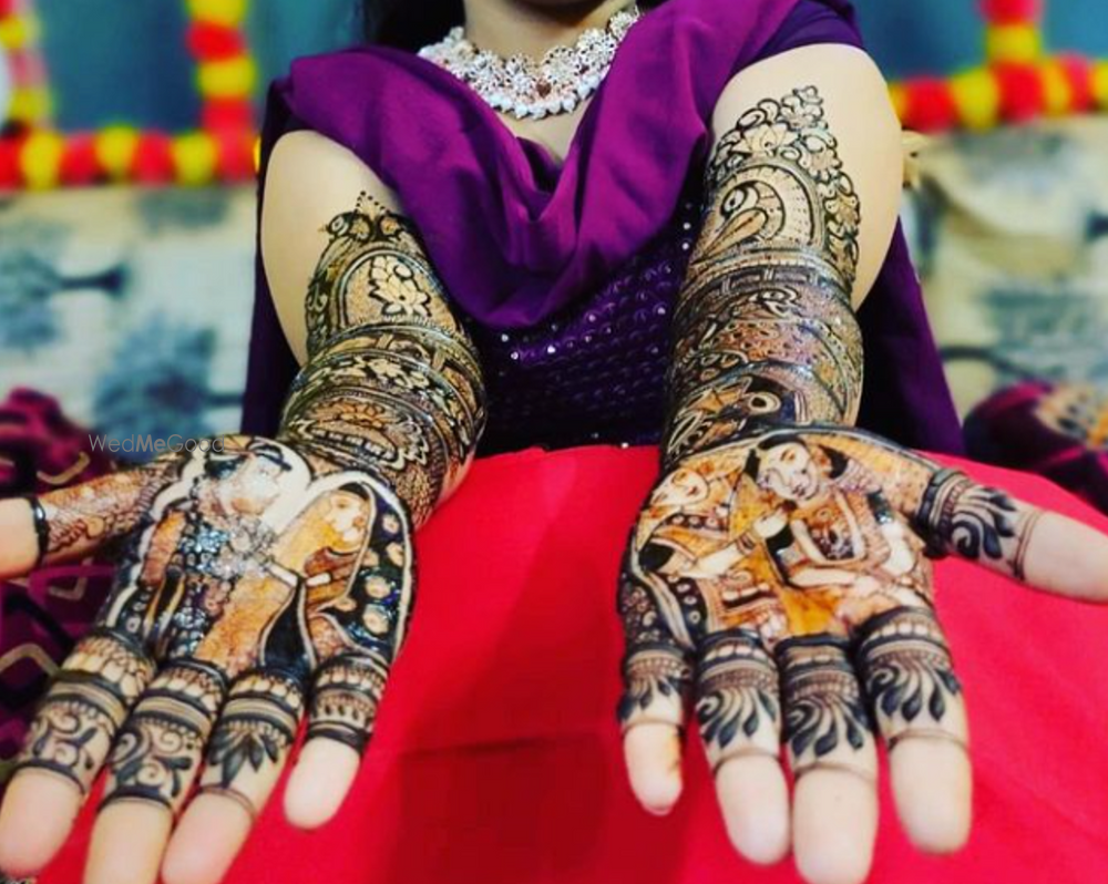 Dev Mehendi Artist