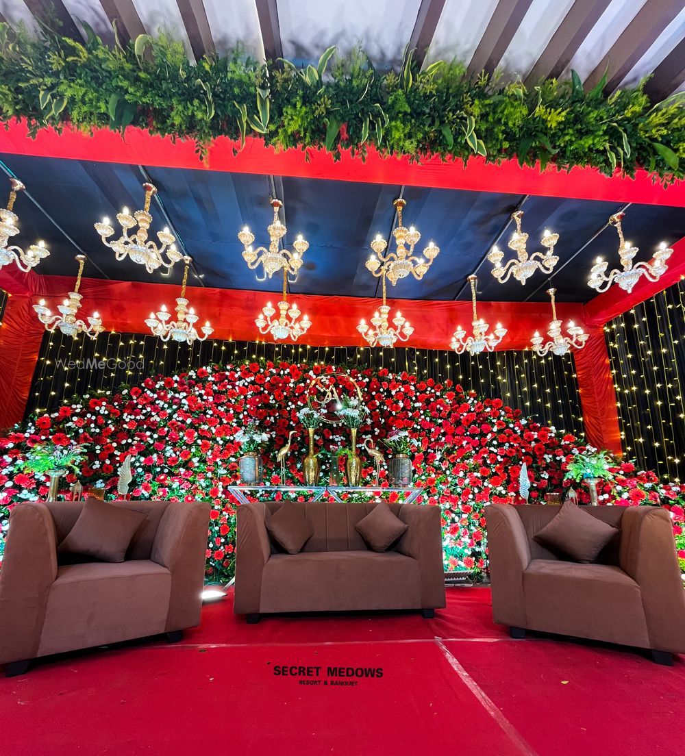 Photo By Secret Medows - Venues