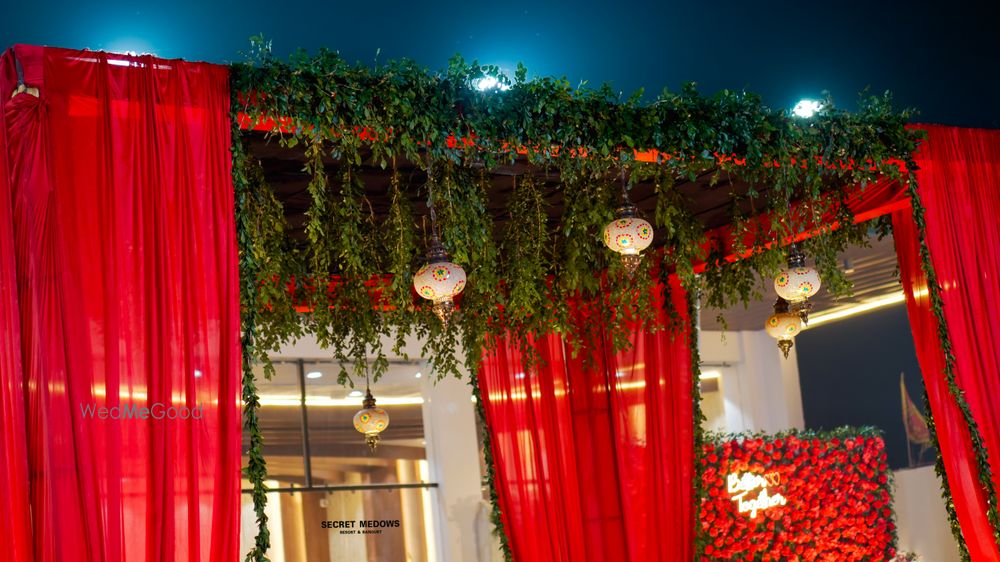 Photo By Secret Medows - Venues