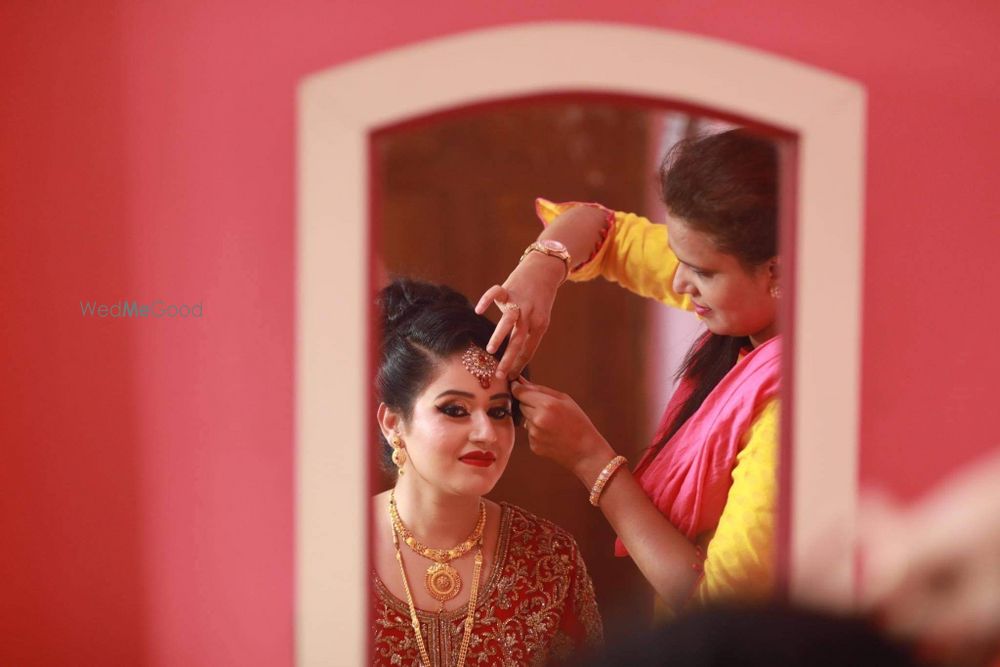 Photo By Kiswa's Beauty Salon - Bridal Makeup