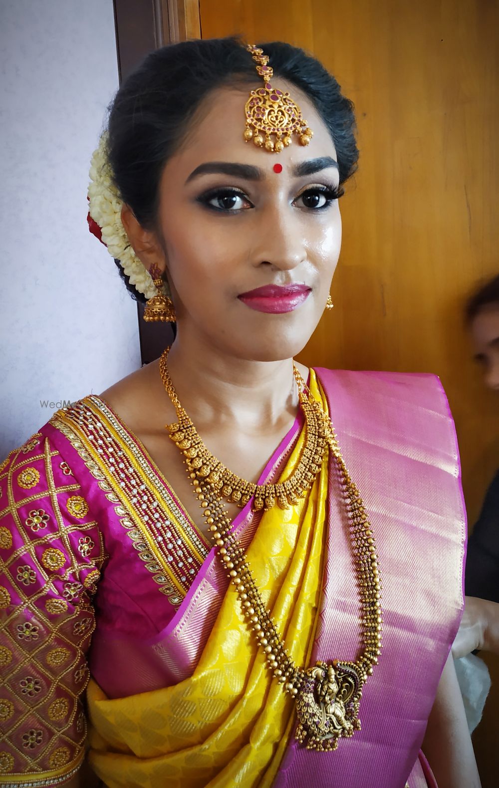 Photo By Mohtarma Makeup by Somya Agrawal - Bridal Makeup