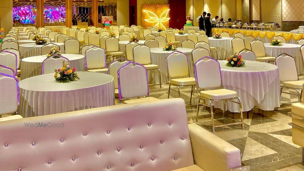 Le Vivanta Banquet