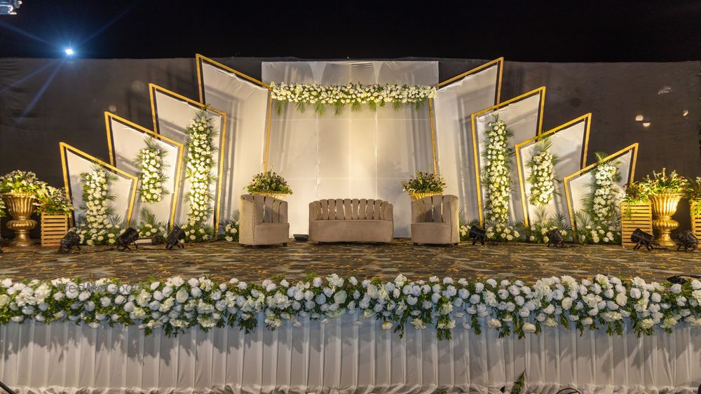 Manohar Lawns and Banquets