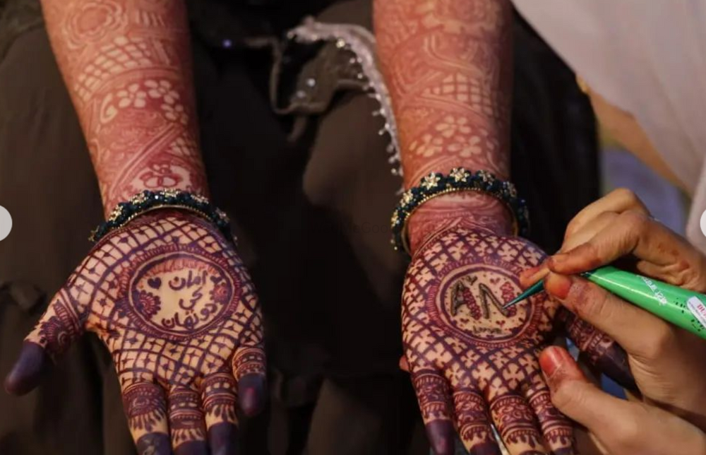 Karad Mehendi Artist