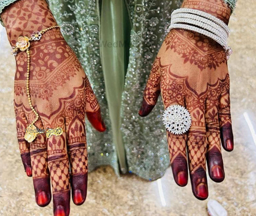 Photo By Hennaishh - Mehendi Artist