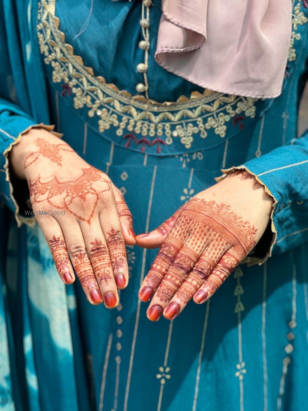 Photo By Hennaishh - Mehendi Artist