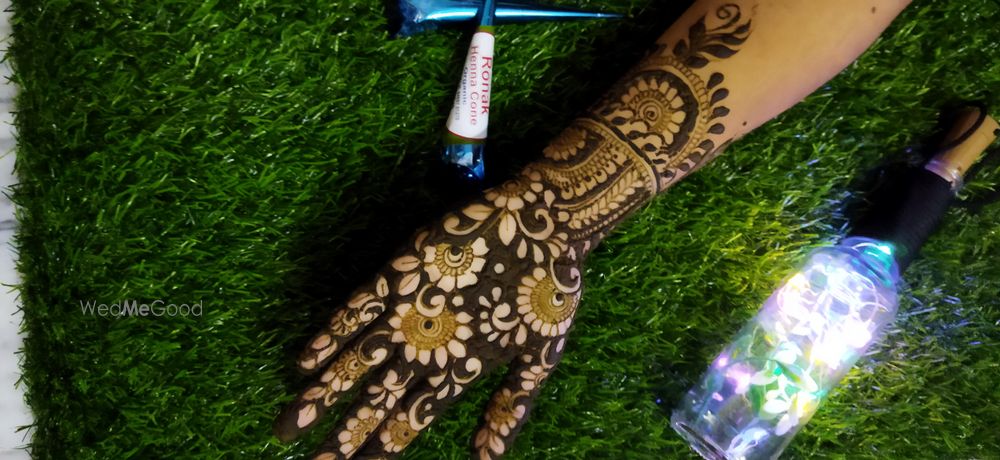 Photo By Yasmin Mehndi Artist - Mehendi Artist