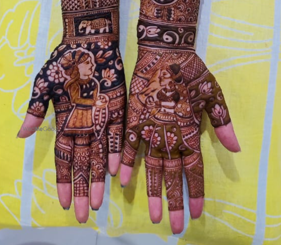 The Tattoo and Mehandi Artist