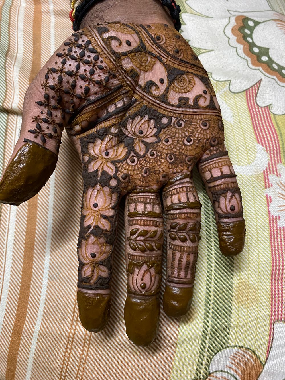 Photo By Mehendi by Divvu - Mehendi Artist