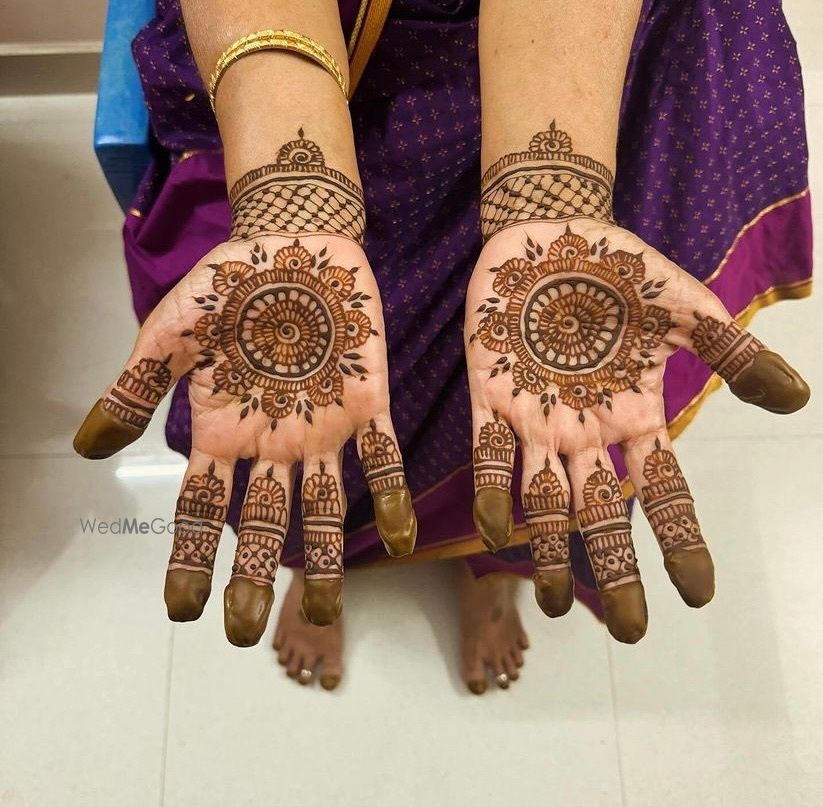 Photo By Mehendi by Divvu - Mehendi Artist