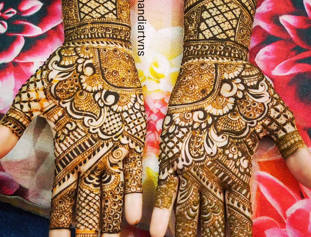 Mehandi Art VNS