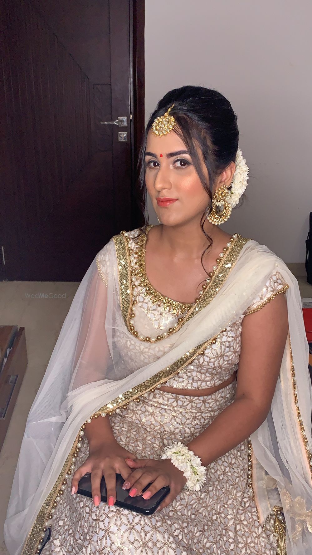Photo By Makeovers by Niharika - Bridal Makeup