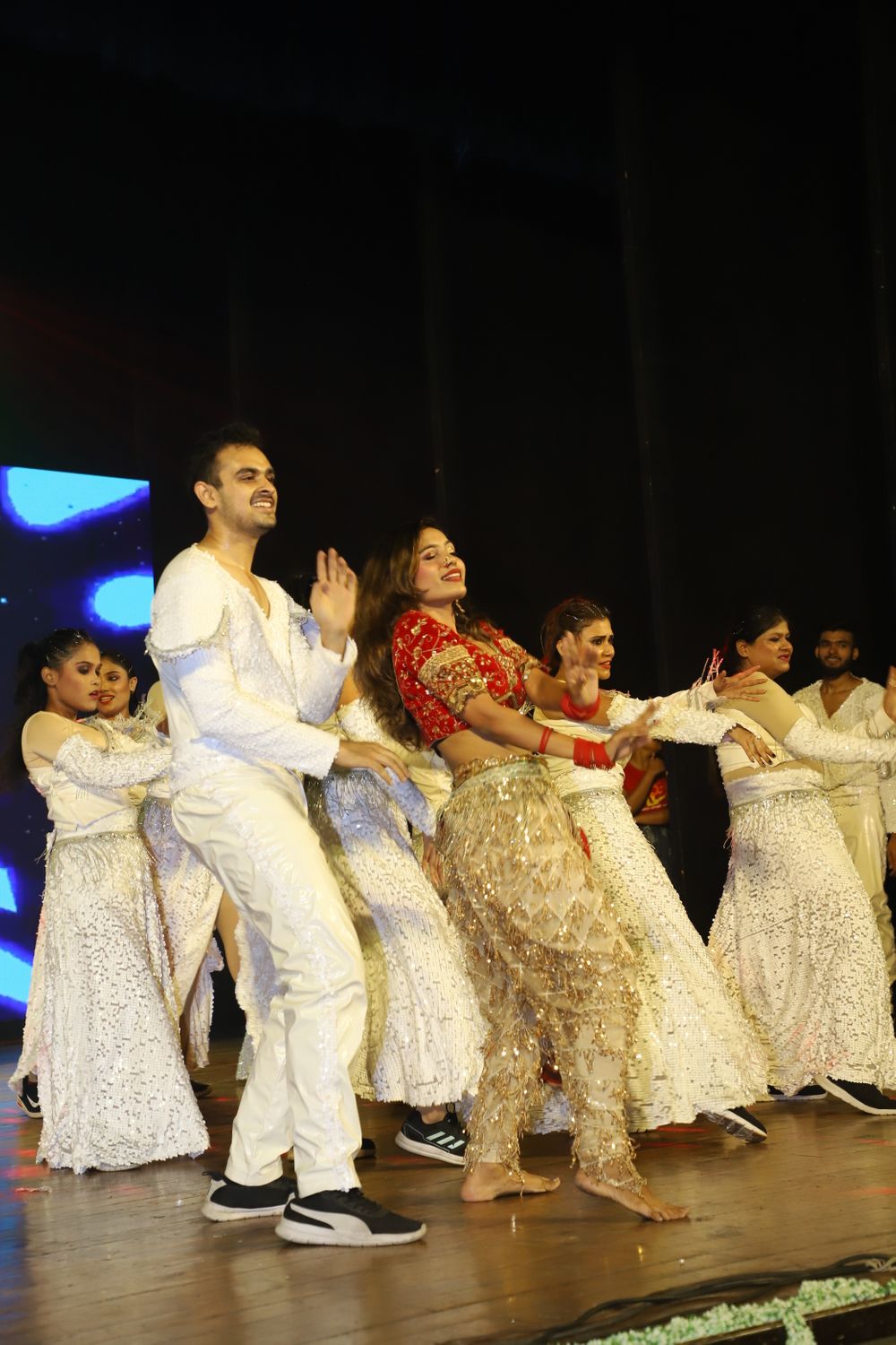 Photo By Viyaah Teh Naach by Sneha Malhotra - Sangeet Choreographer