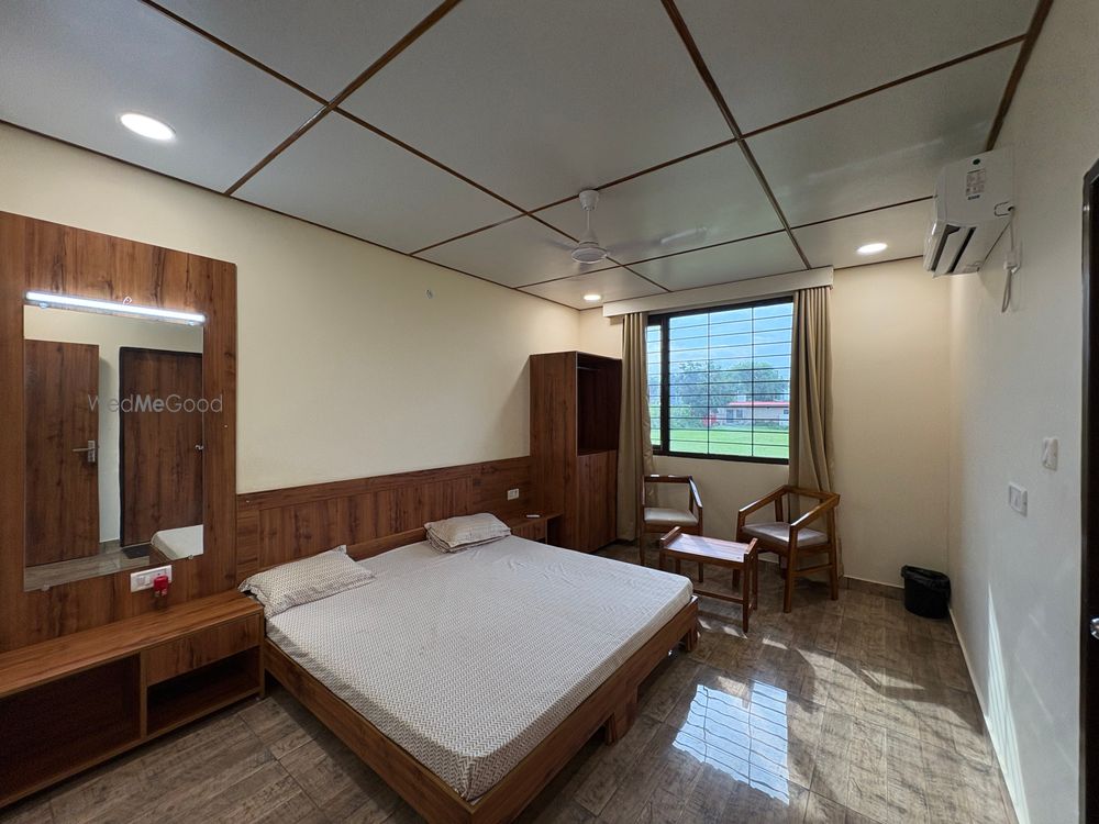 Photo By Rosewood Gardens - Venues