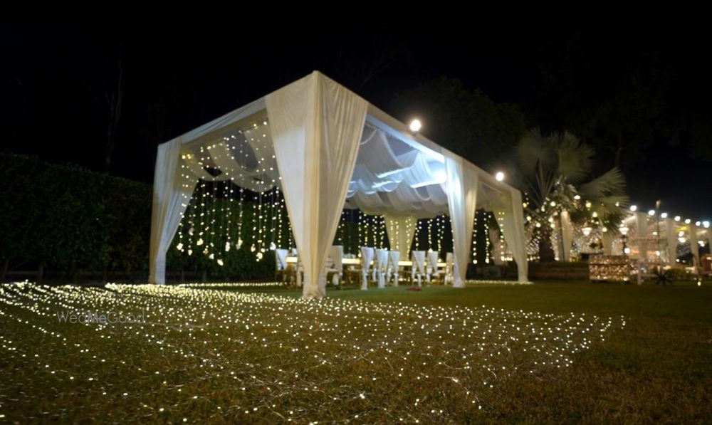 Photo By Rosewood Gardens - Venues