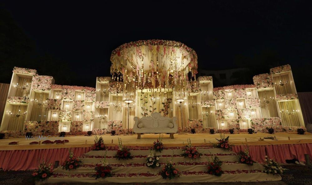 Photo By Rosewood Gardens - Venues