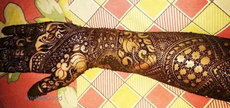 Jeenu Mehandi and Tattoos Art