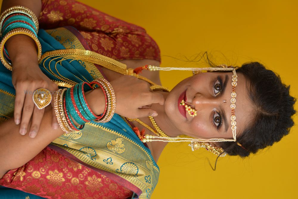 Photo By Divine by Prajakta Sarode - Bridal Makeup