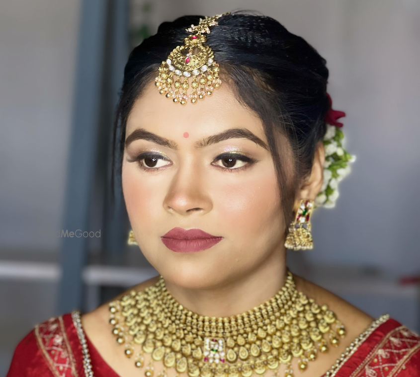 Anjali Kundlas Makeup