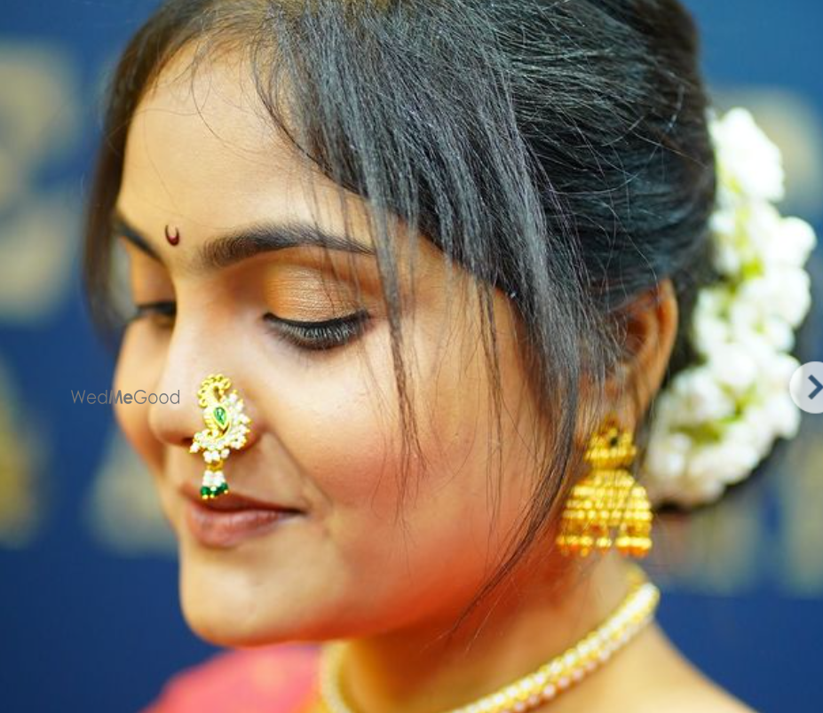 Makeup Artist Divya Bandivadekar