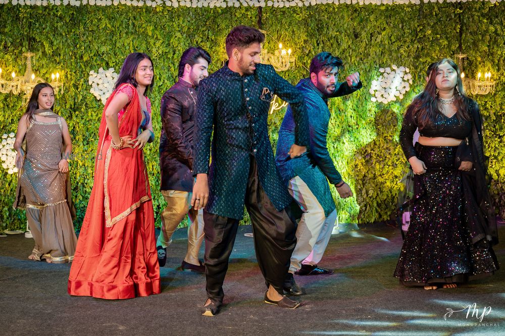 Photo By Weddings by Shiv - Sangeet Choreographer