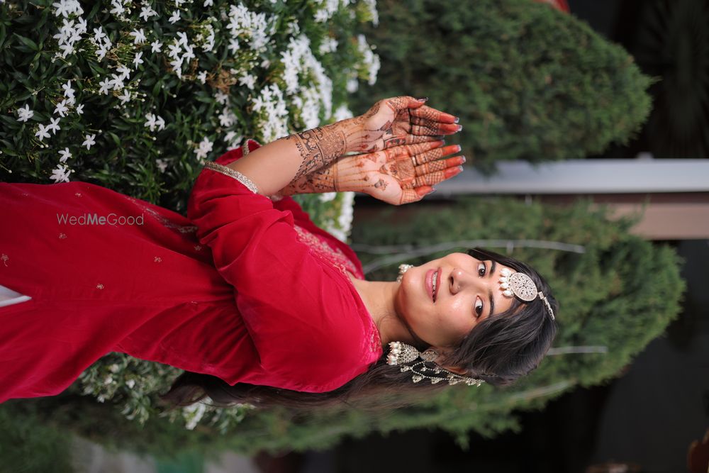 Photo By Chroma Chronicles - Photographers