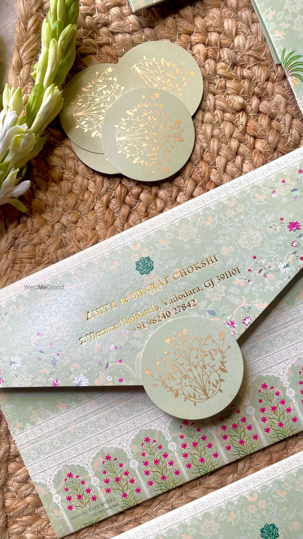 Photo By Les Works - Invitations