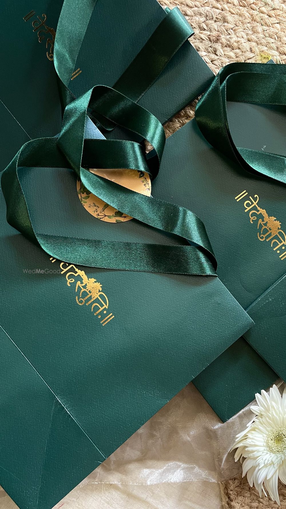 Photo By Les Works - Invitations