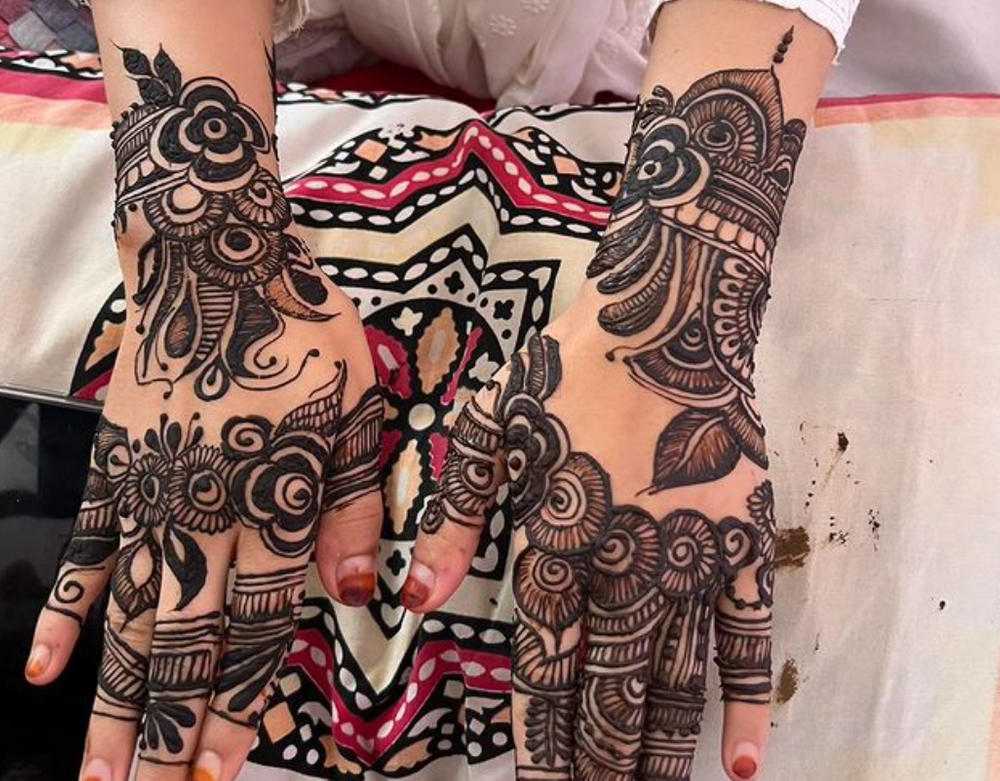 Aski Mehendi Art