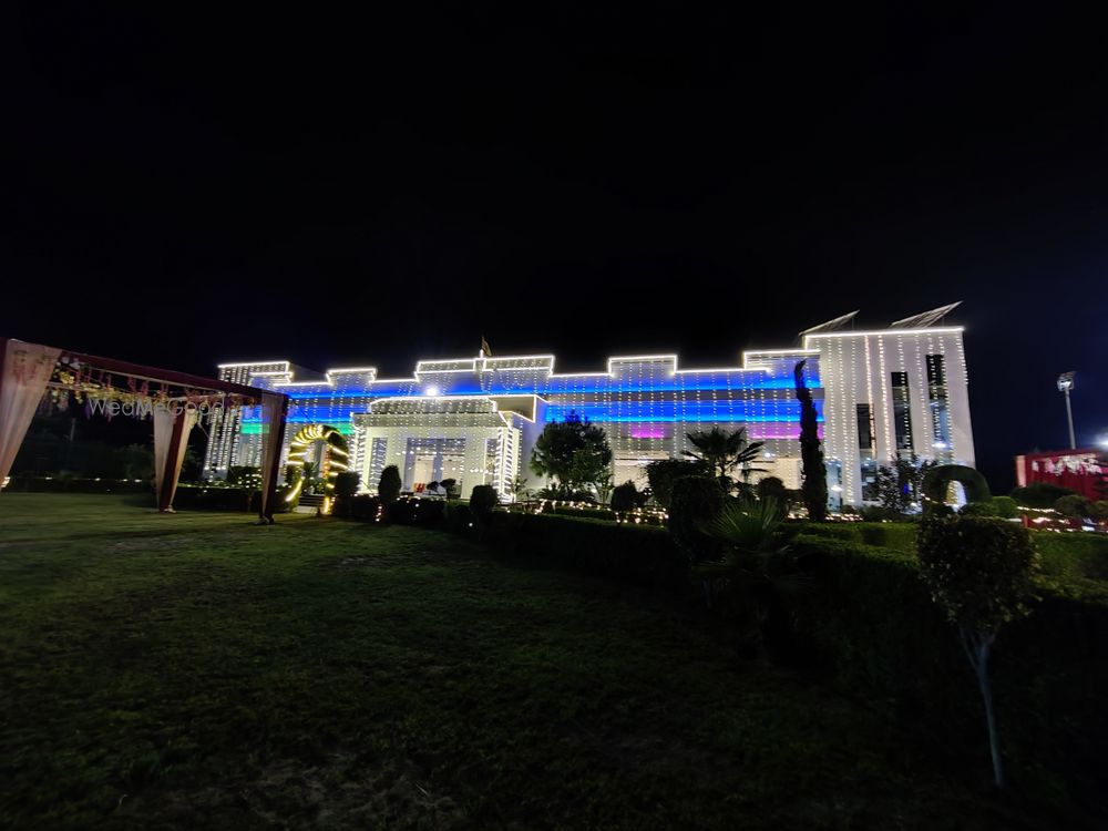Photo By Rose Castle - Venues