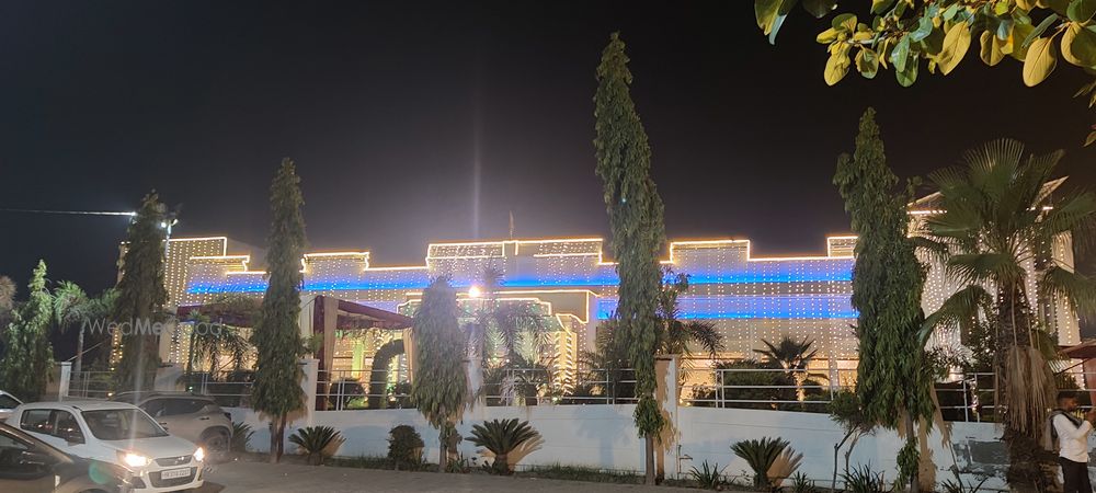Photo By Rose Castle - Venues