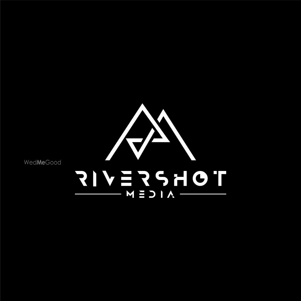 Photo By Rivershot Media - Pre Wedding Photographers