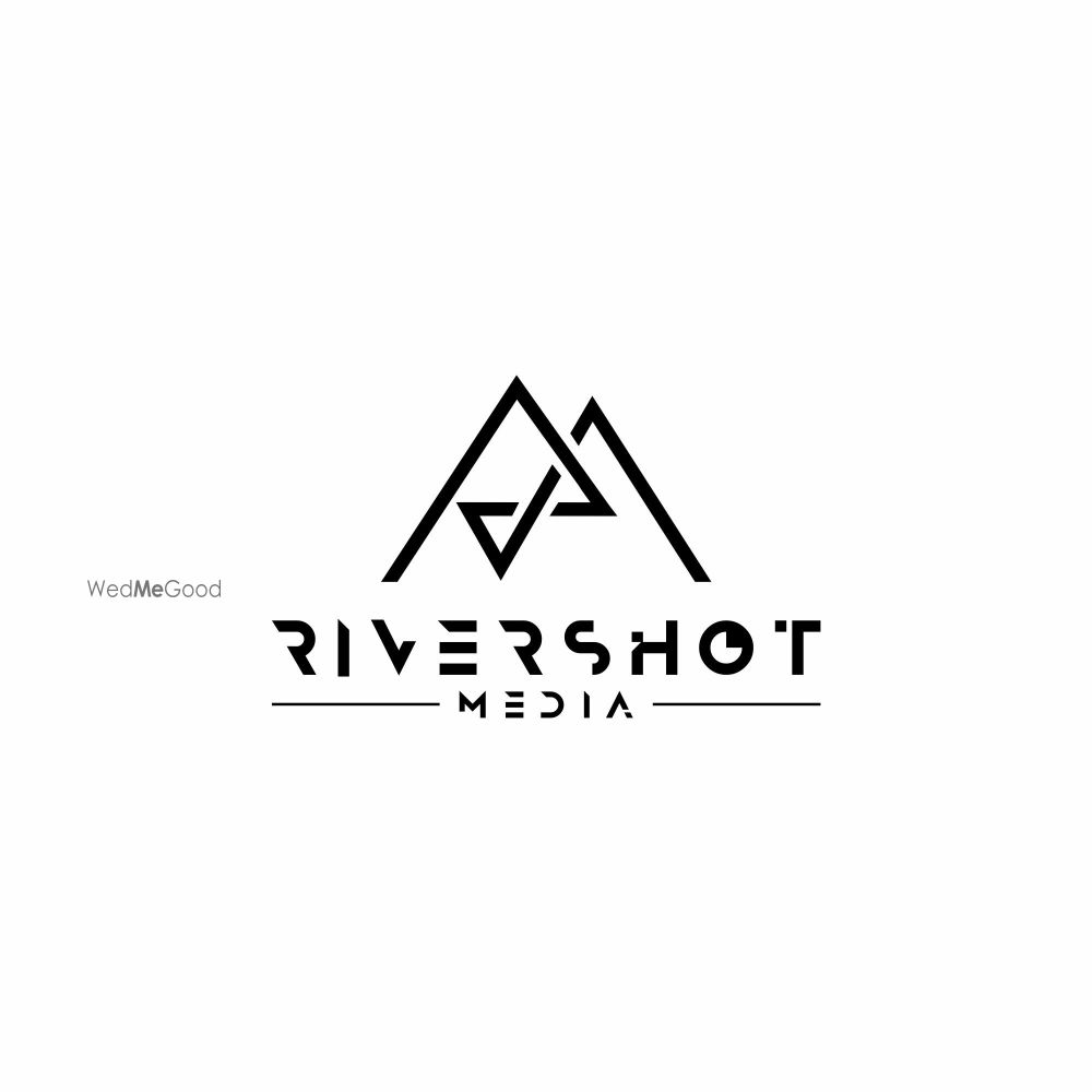 Photo By Rivershot Media - Pre Wedding Photographers