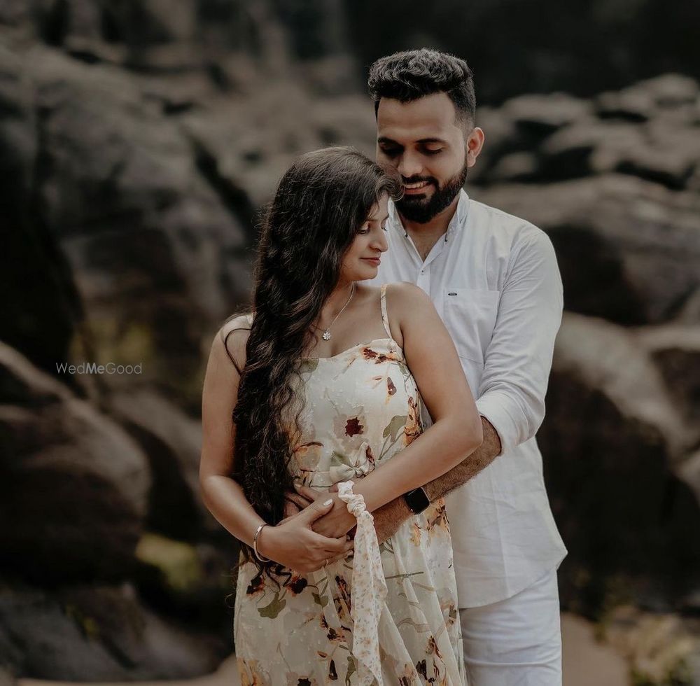 Darklight Weddings- Pre Wedding Photographers