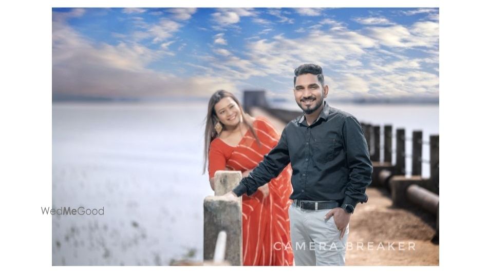 Camera Breaker - Pre Wedding