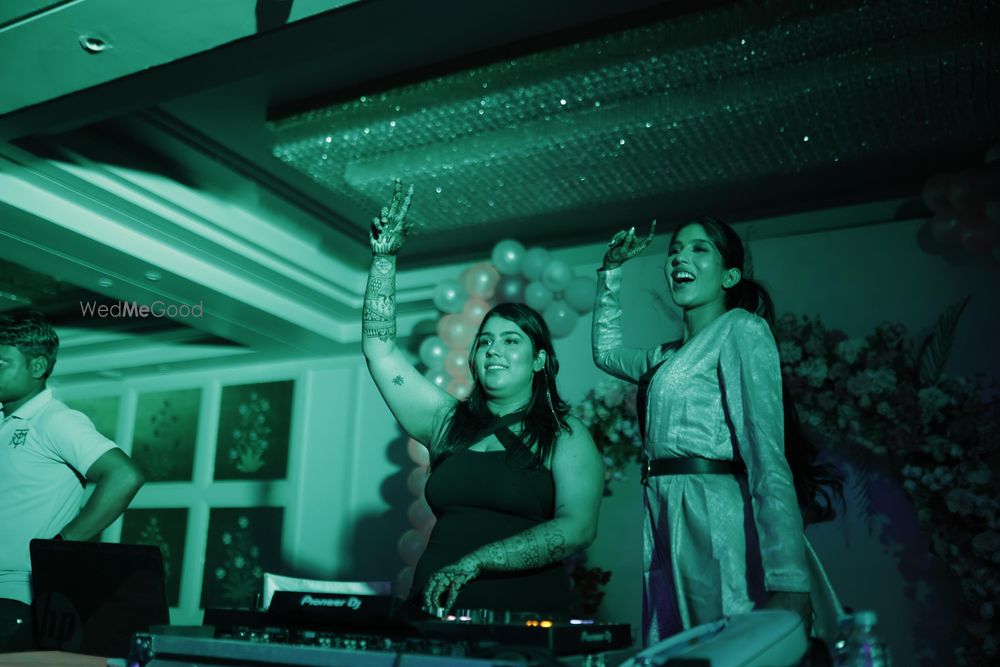 Photo By Dj Janvi - DJs