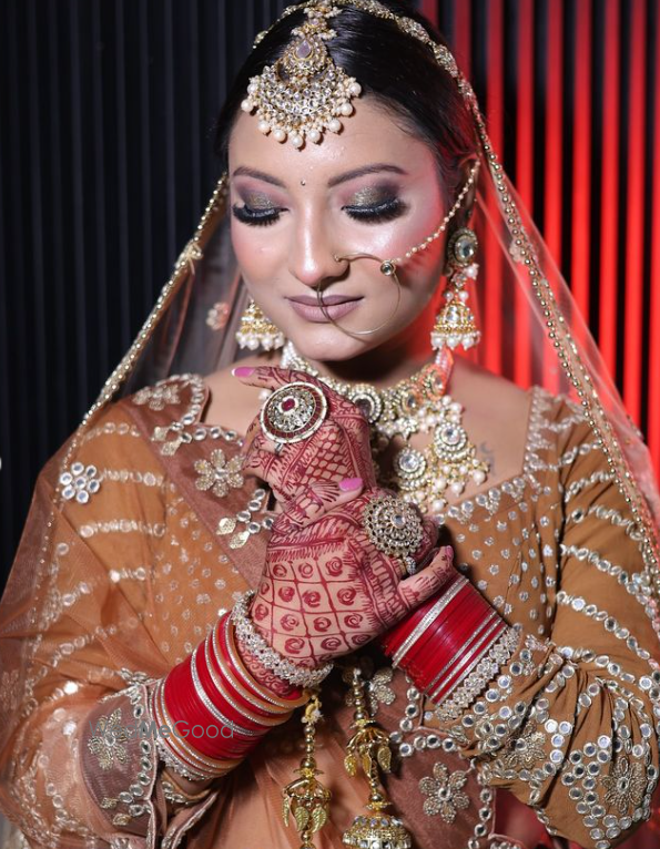 Photo By Blushes And Brushes By Kanika - Bridal Makeup